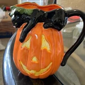 Pitcher Halloween or use it flower vase ceramic perfect condition vintage.